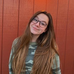 Meet your Posher, Riley